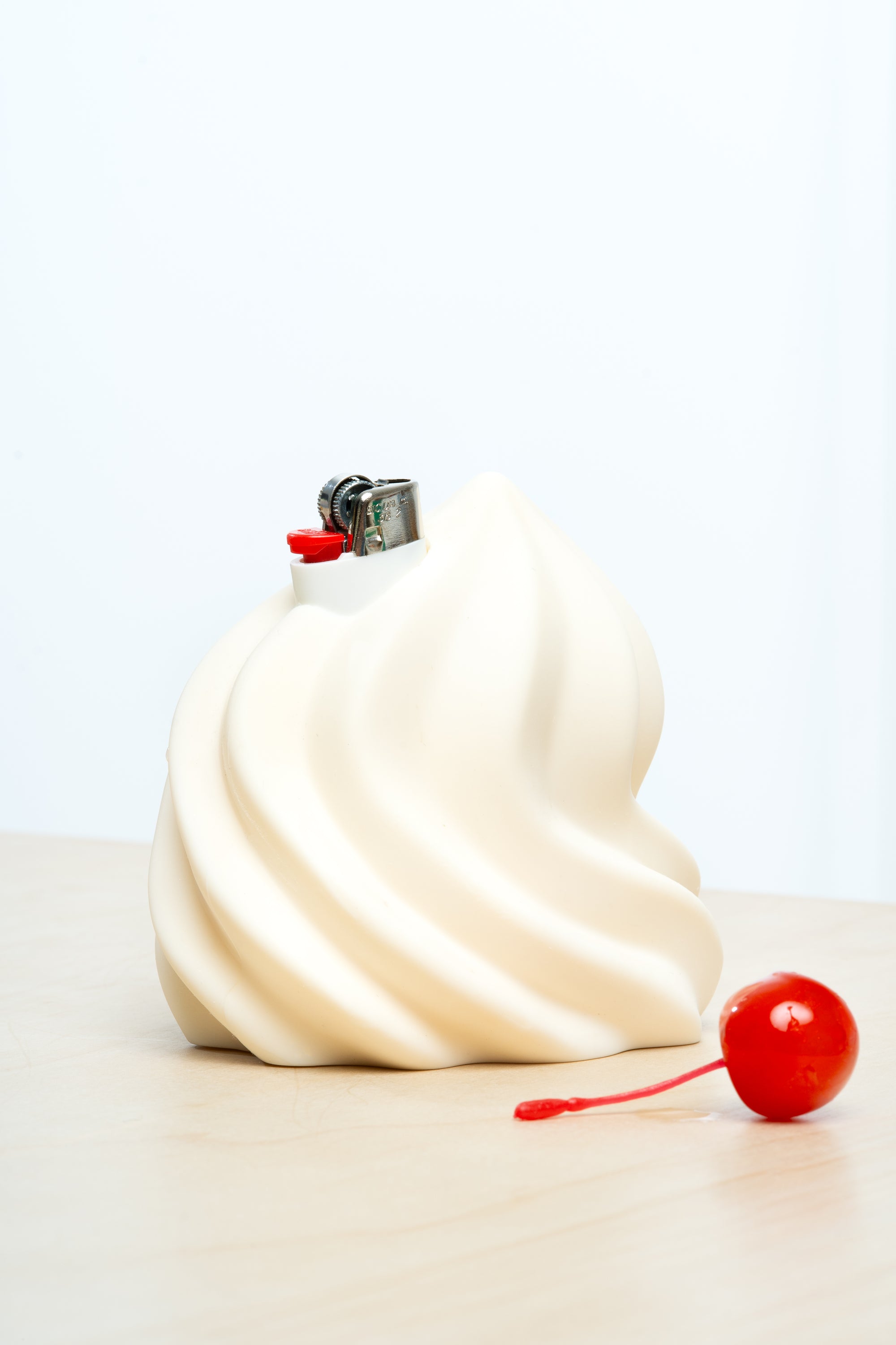 
    
        Soft Serve Holder
    
  