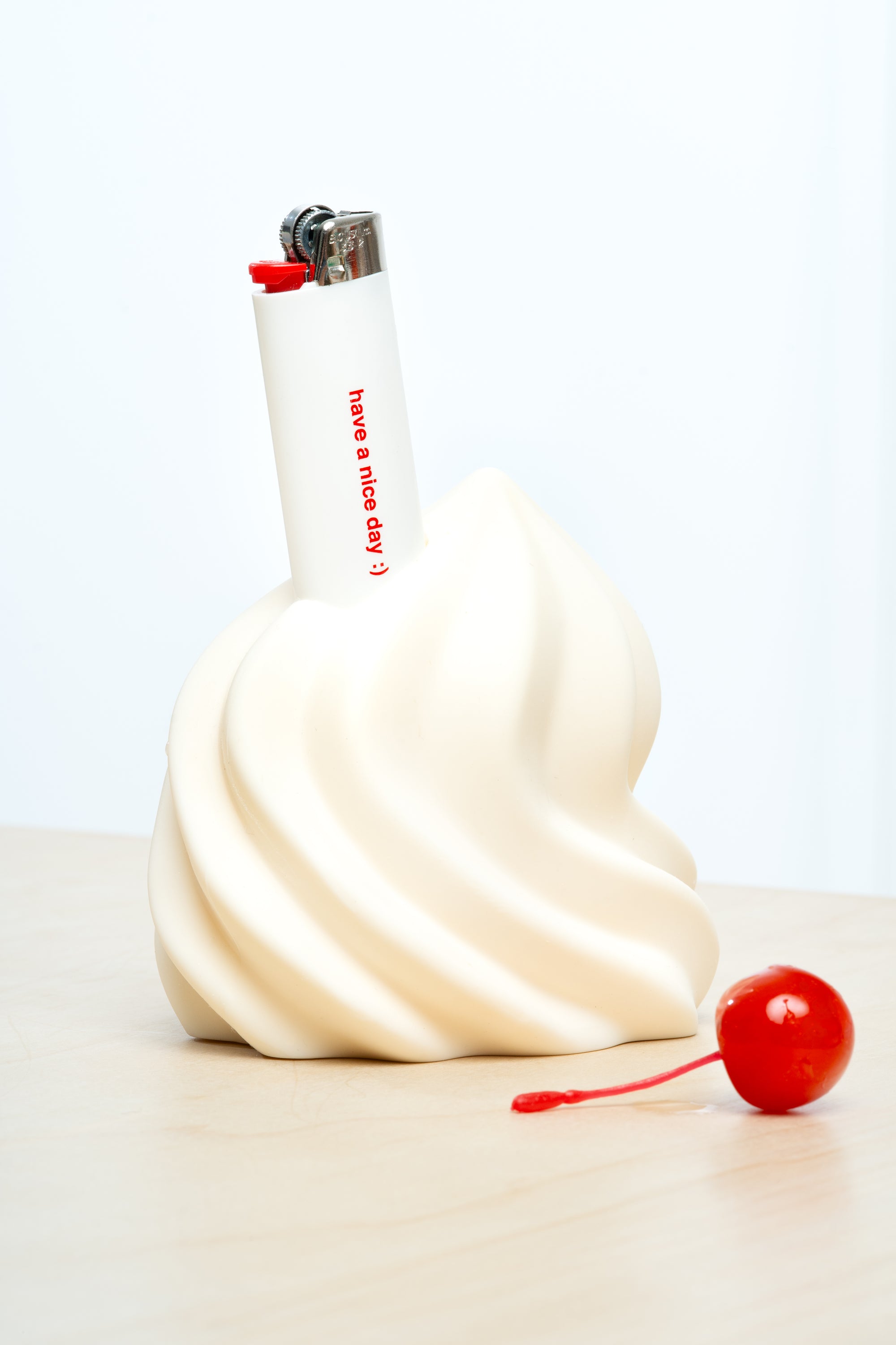 
    
        Soft Serve Holder
    
  