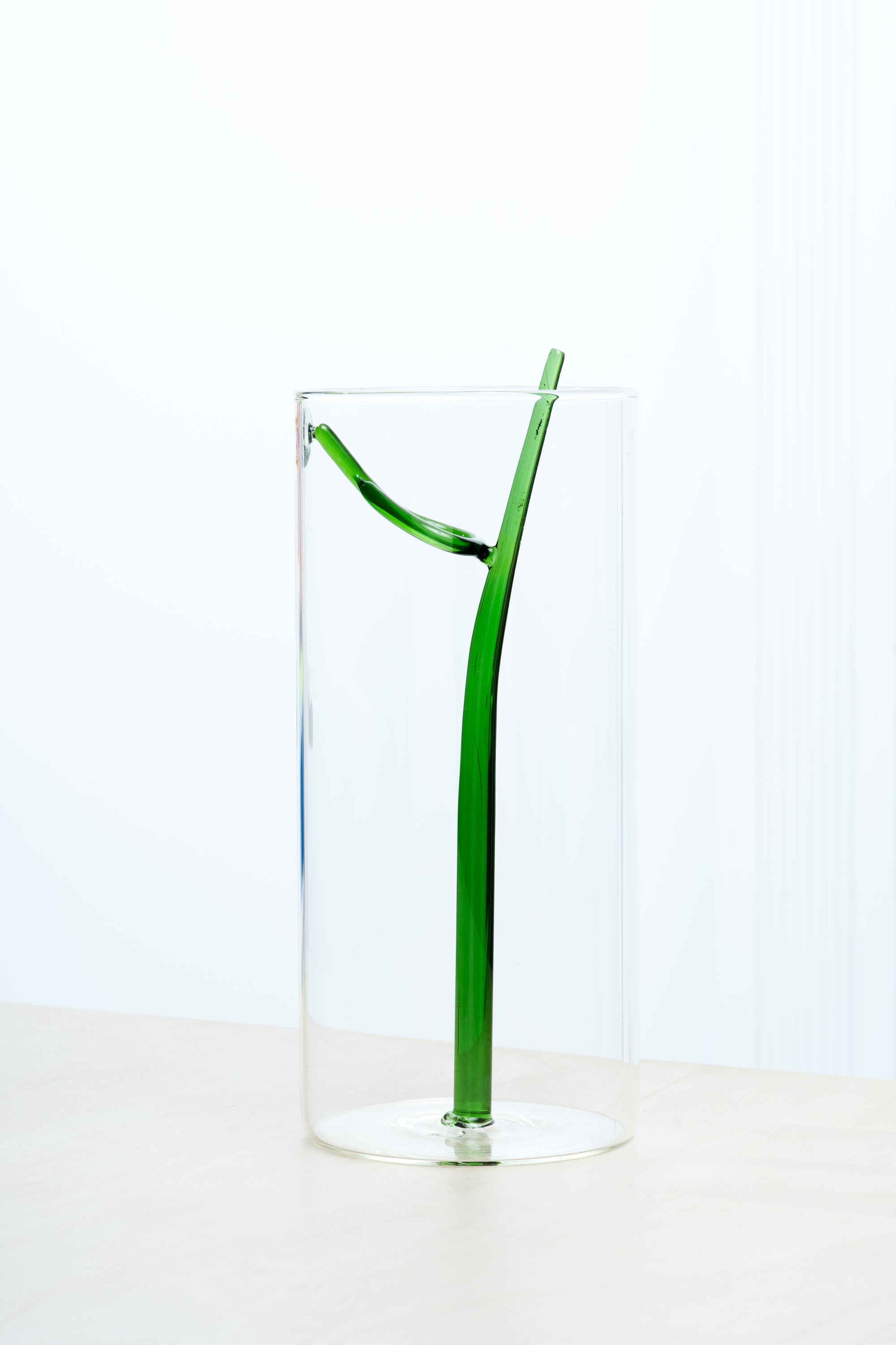 
    
        Green Leaf Vase
    
  