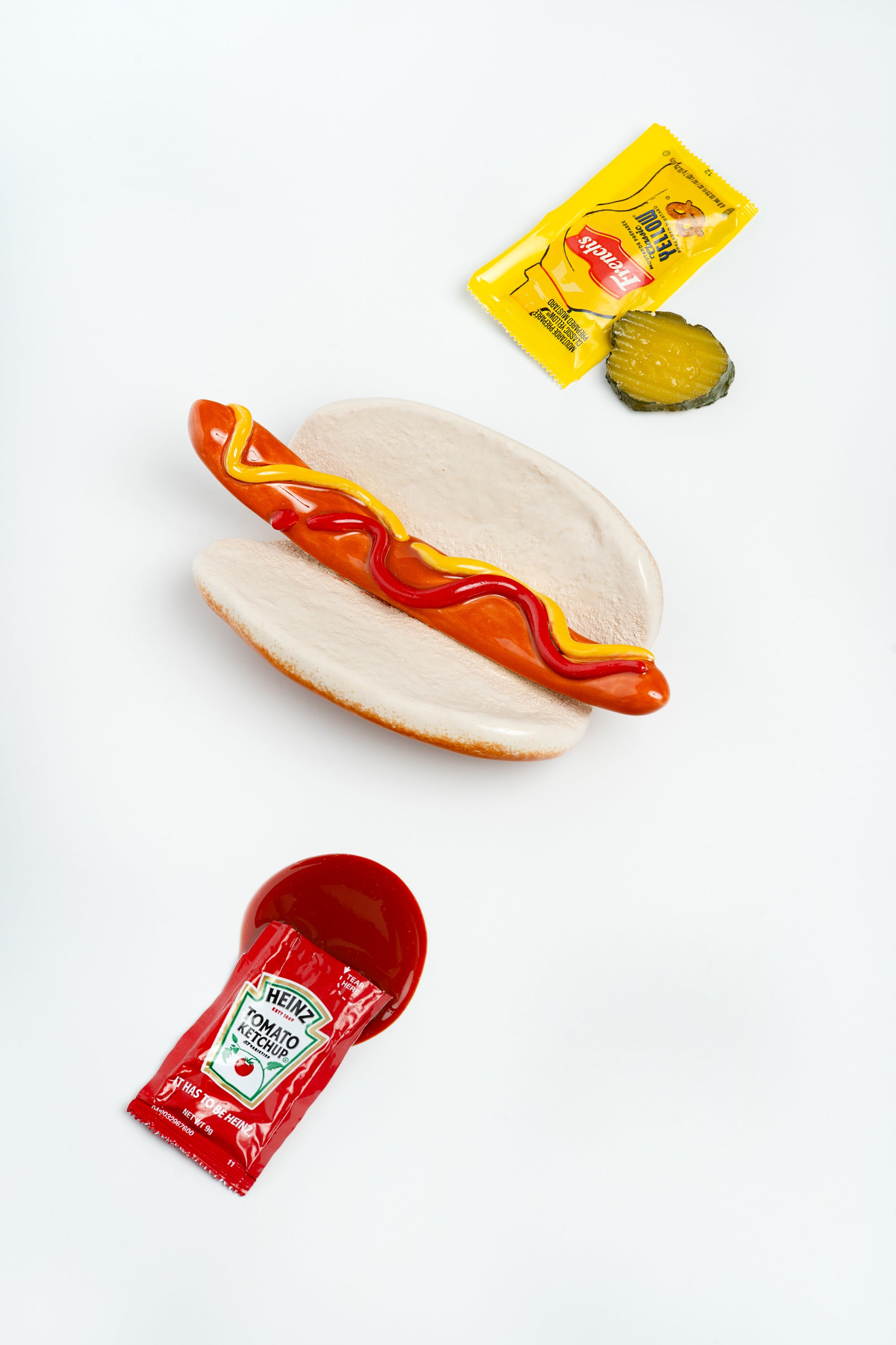 
    
        Hot Dog Paperweight
    
  