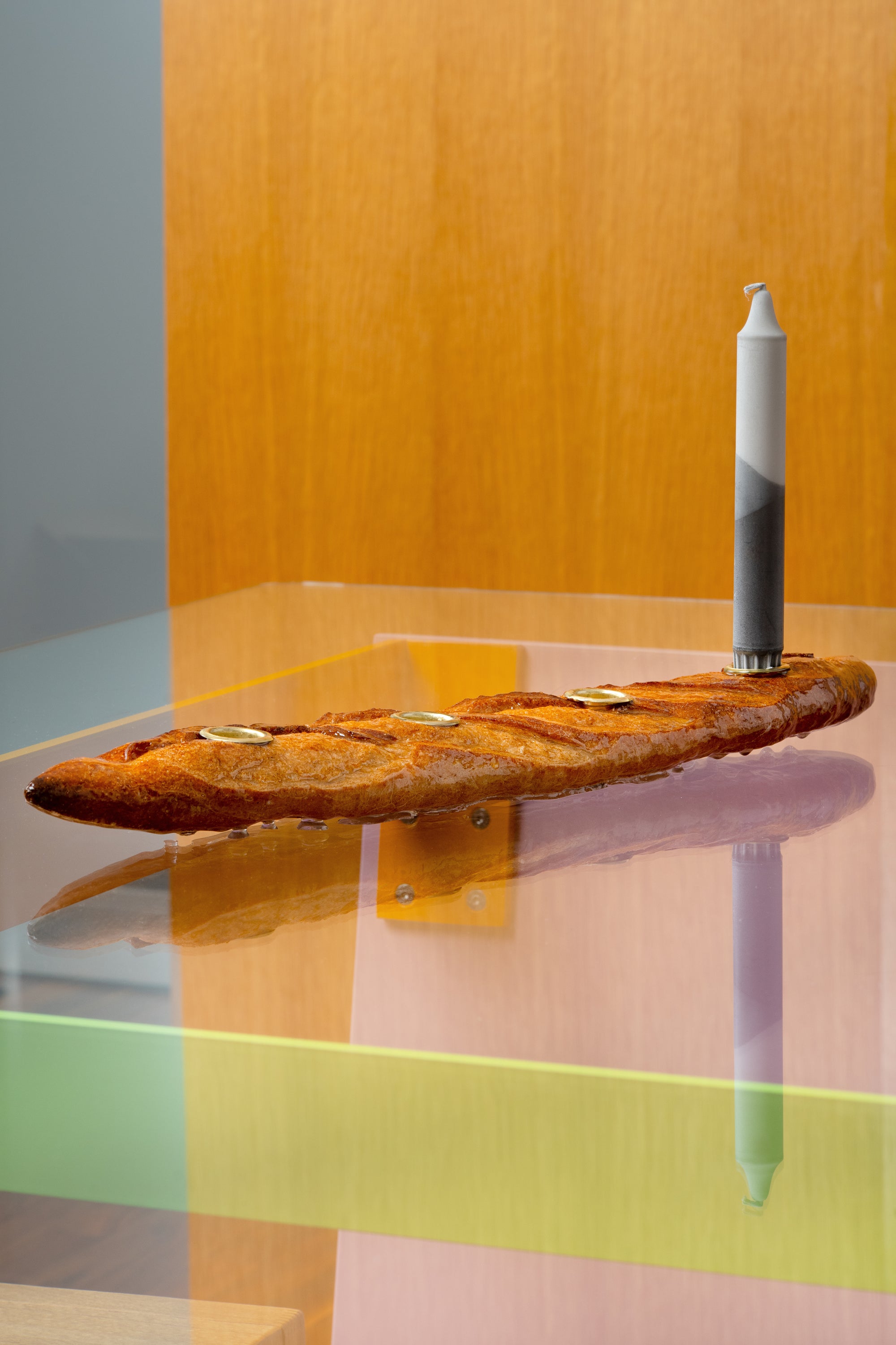 
    
        Baguette Candle Holder
    
  