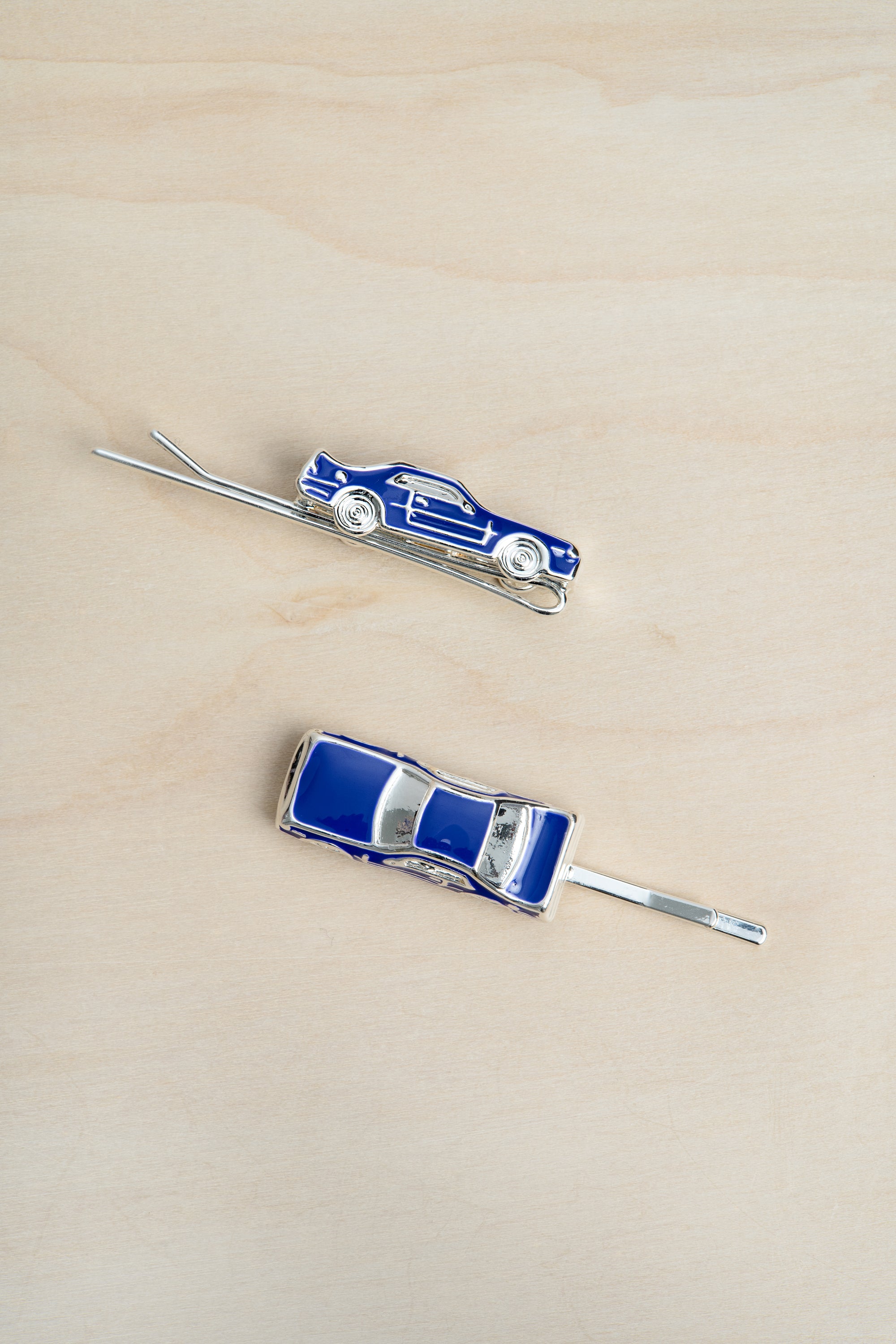 
    
        Traffic Jam Hairpins
    
  