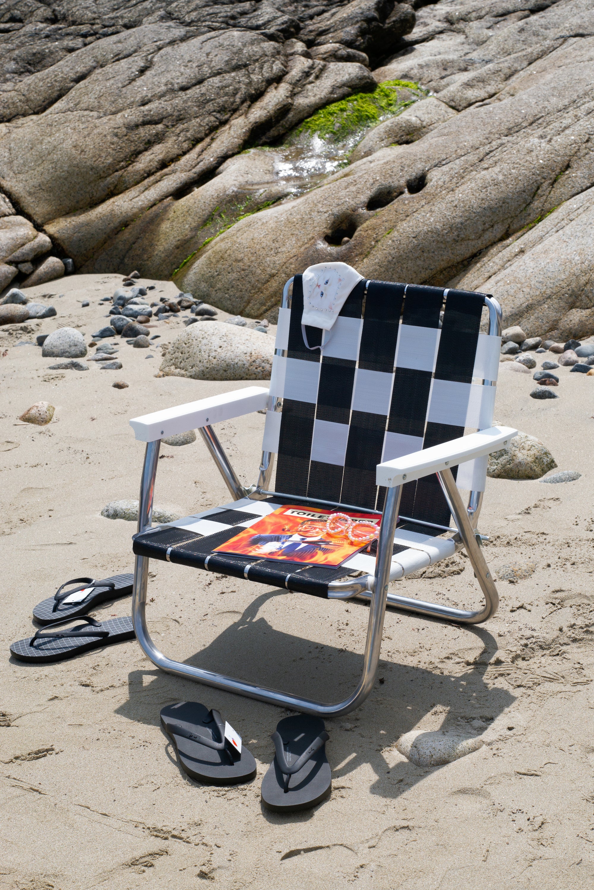 
    
        Classic Beach Chair
    
  