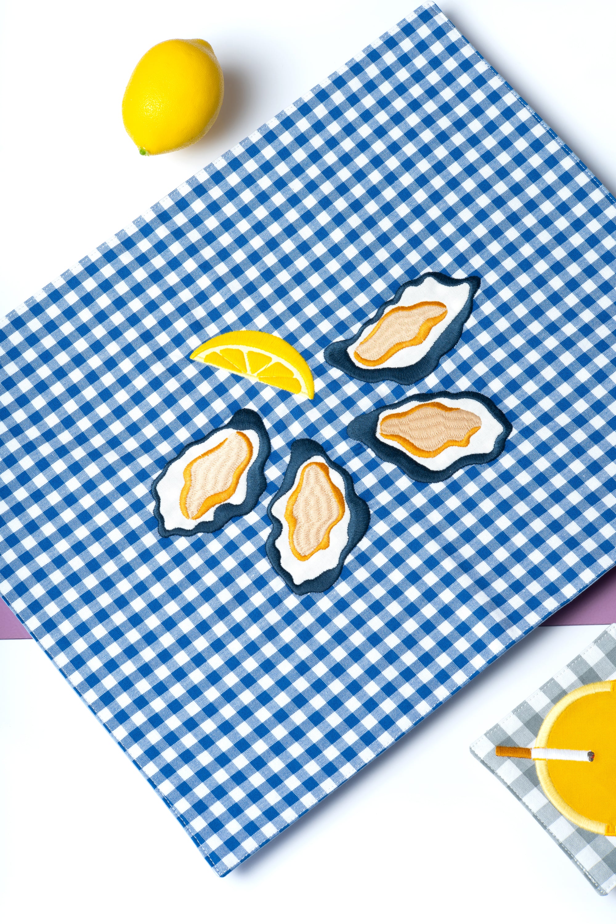 
    
        Gingham Placemat
    
  