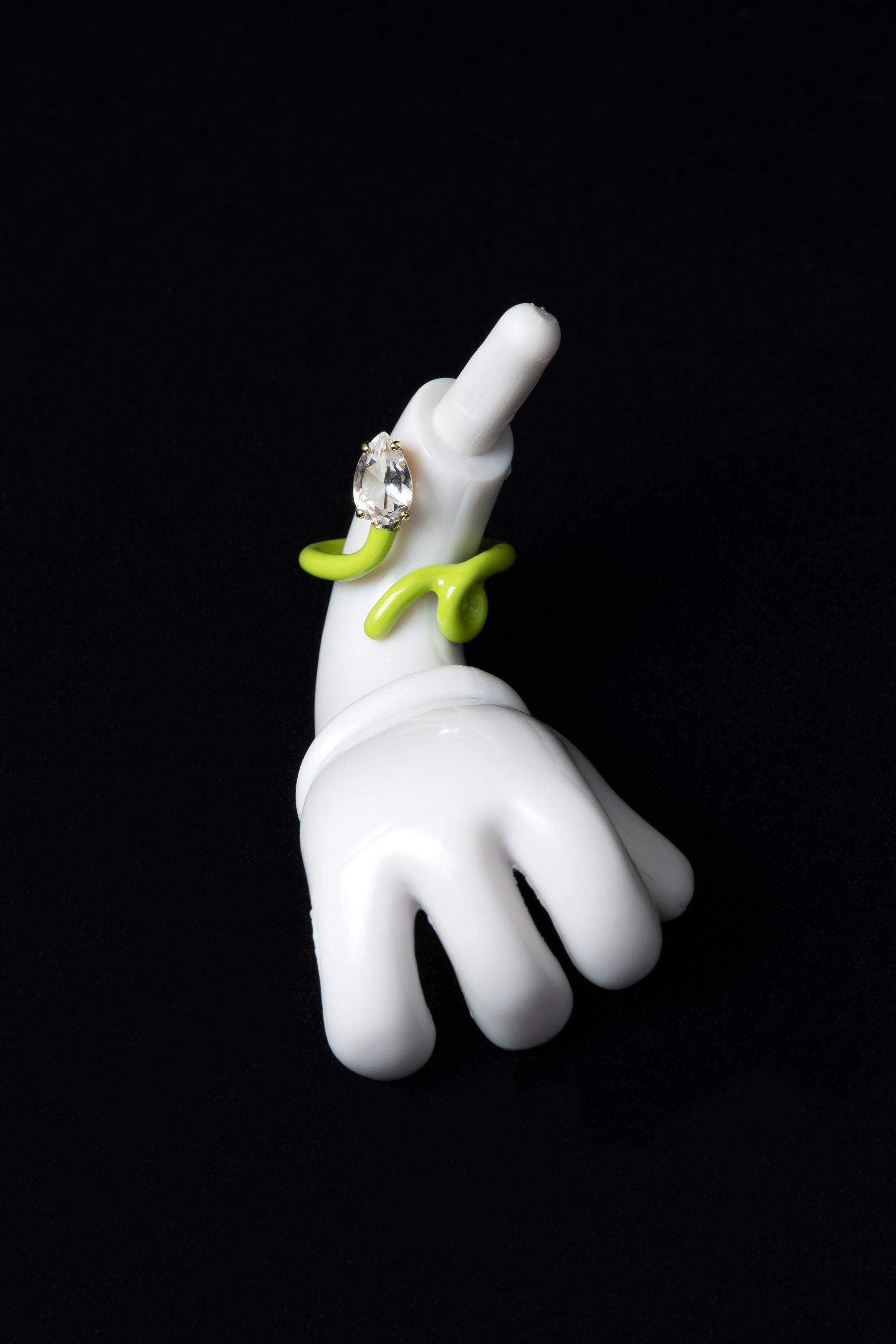 
    
        Lime Green Baby Vine Pinky Ring
    
  