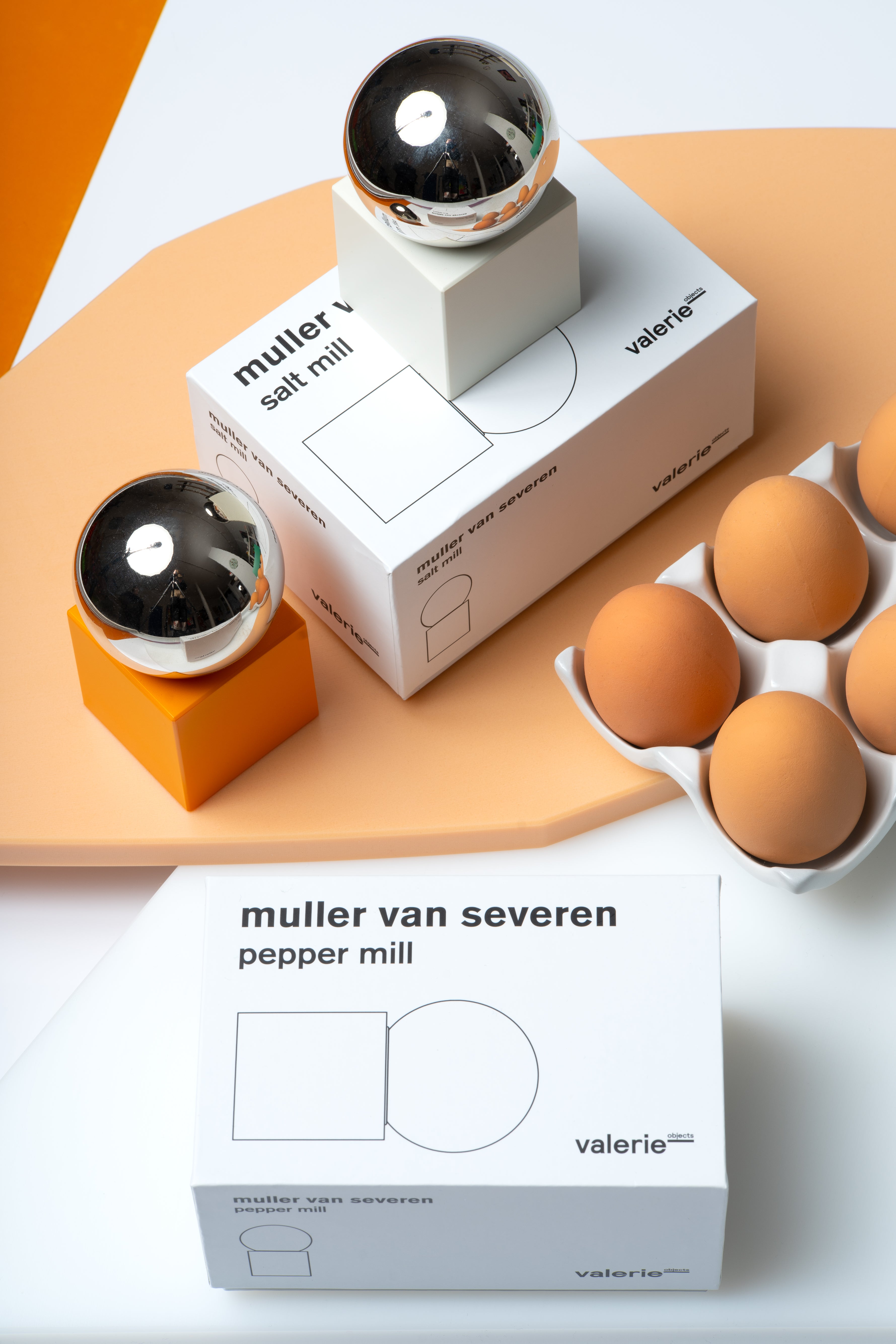 Salt & Pepper Mill