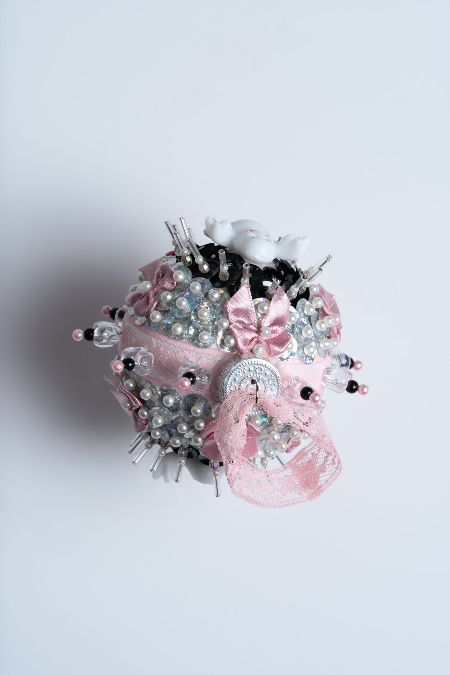 Diva Ornaments